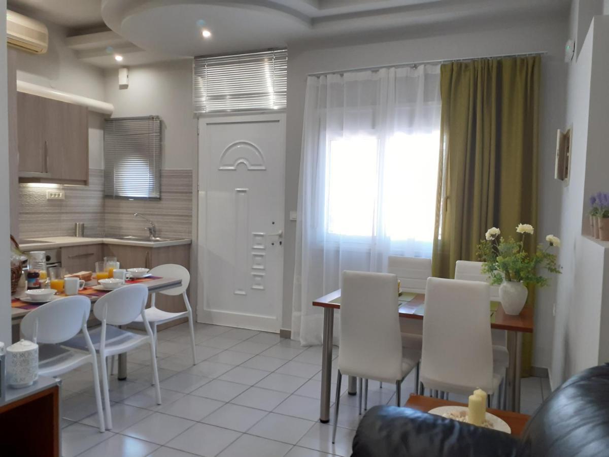 Dennis Stylish Apartment Kato Daratso Esterno foto
