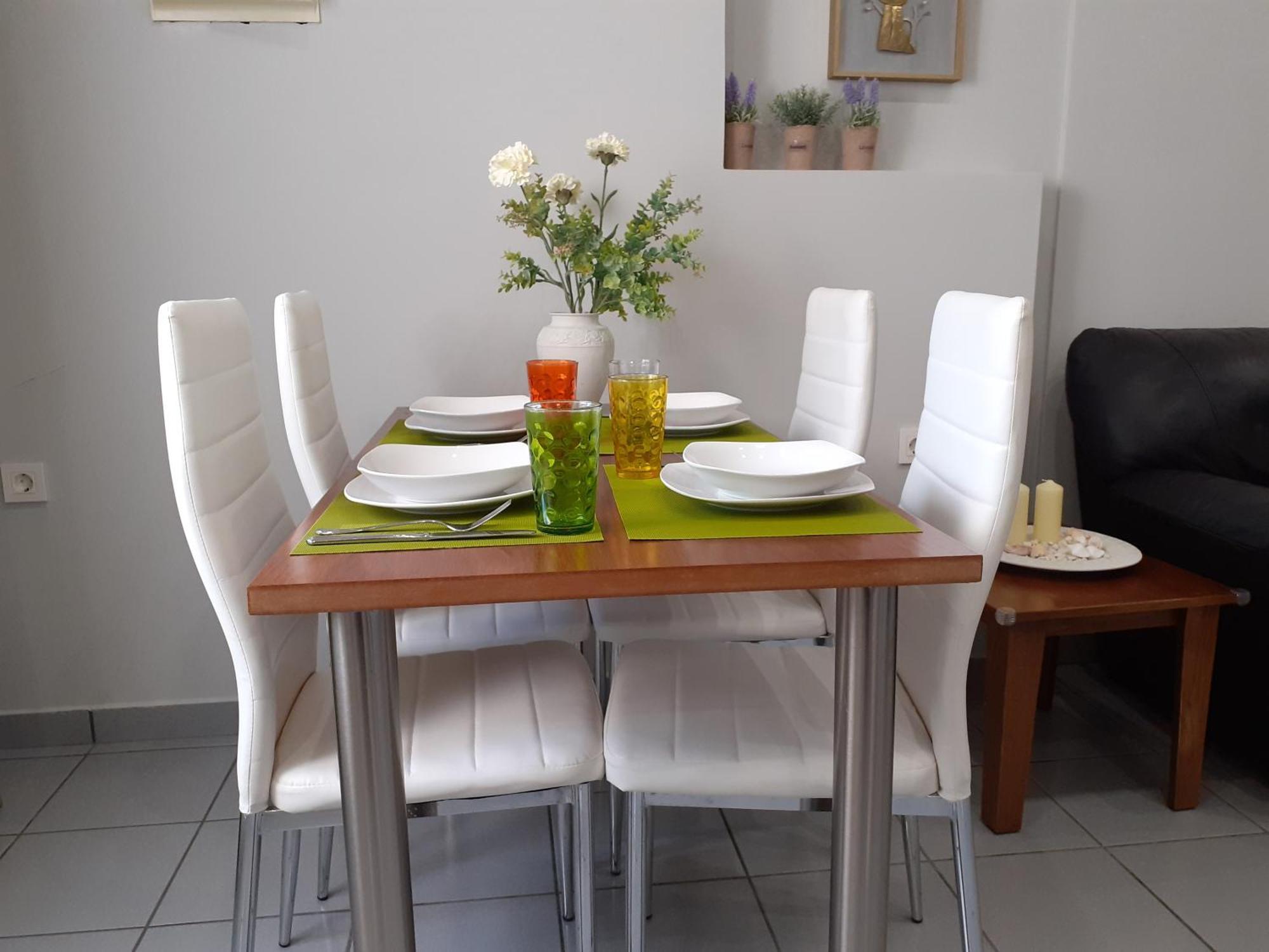 Dennis Stylish Apartment Kato Daratso Esterno foto